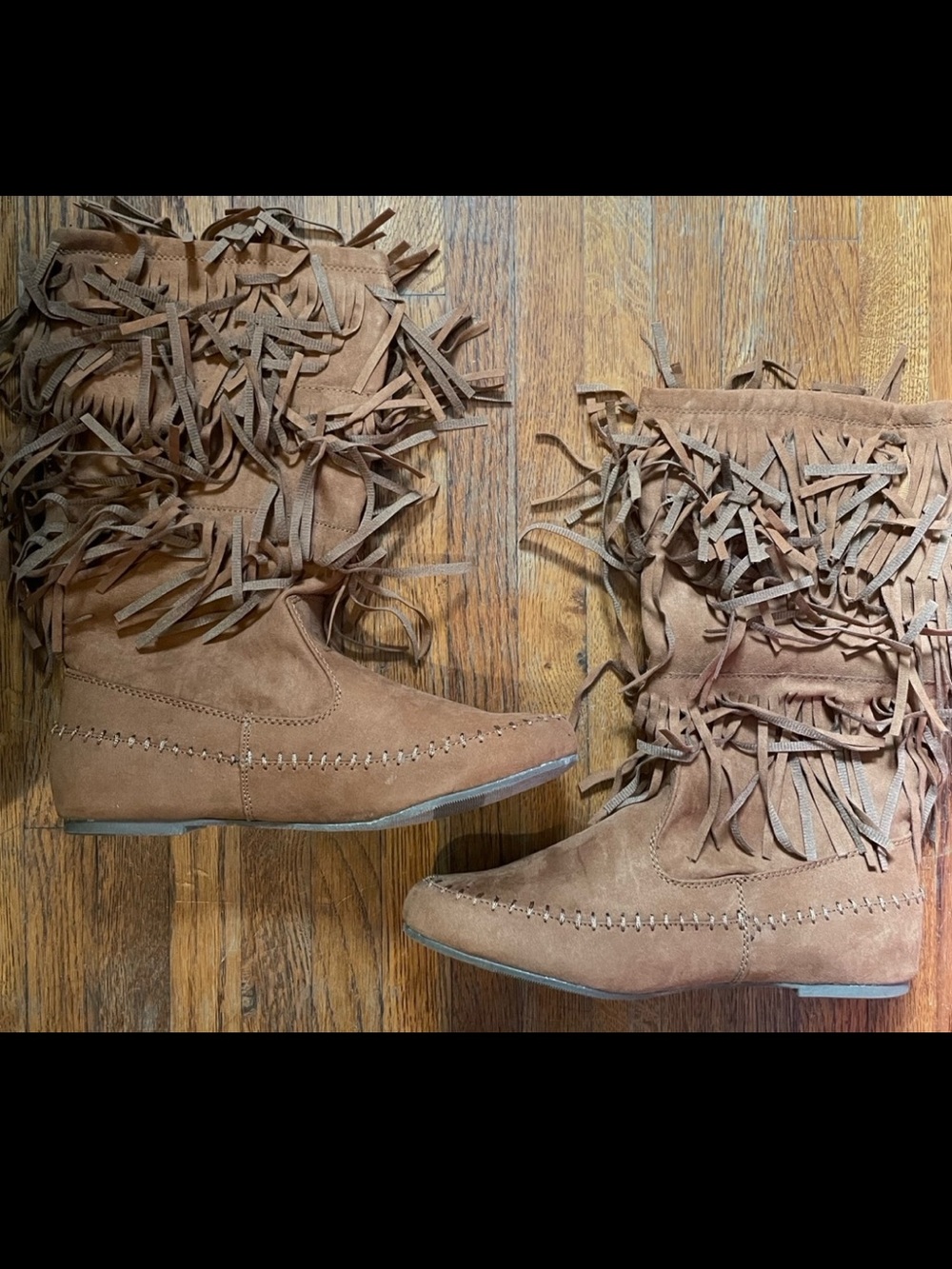 Brown Arizona 'Aztiva' Fringe Moccasin Boots, size 9